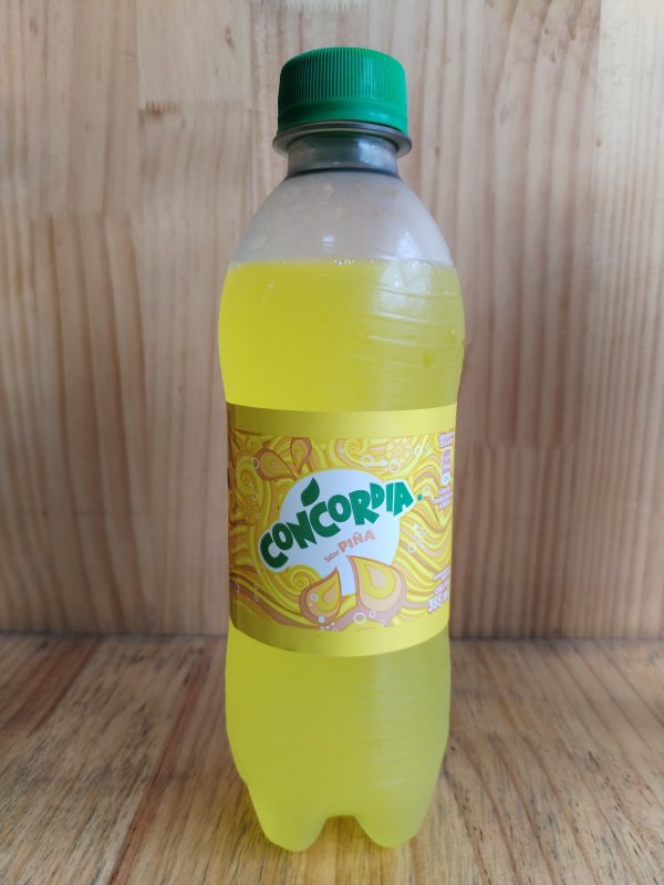 Gaseosa Concordia de piÃ±a personal 355 ml
